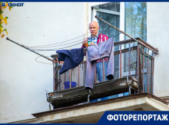 Осень в каждом дворе: прогулка по Волжскому с фотоаппаратом