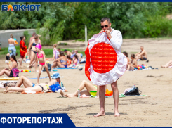 Лето, солнце, песок и счастливые лица: волжский пляж забурлил жизнью