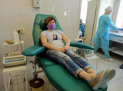 Более 457 литров антиковидной плазмы перелили жителям Волгоградской области