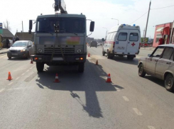 Пожилой мужчина попал под КАМАЗ