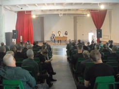 В волжской ИК заключенным рассказали о вакансиях на рынке труда