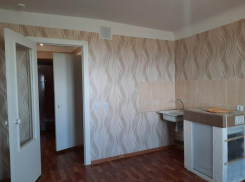 В Волжском проверяют качество квартир для детей-сирот