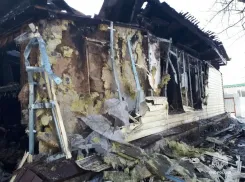 Два пожилых волгоградца погибли в огне за сутки 