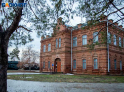 В Волжском стартовал необычный вернисаж