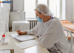 От COVID-19 с двусторонней пневмонией скончался житель Волгоградской области