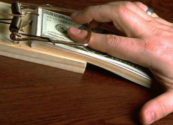 Заместитель главного судебного пристава Волгоградской области обвиняется во взяточничестве