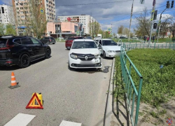 За один день в Волжском в трех авариях пострадали дети и взрослые
