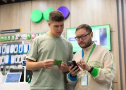 Операторы связи увеличили долю SIM-карт с российской ОС