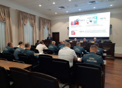 В Волжском все школы обследуют кинологи во избежание ЧП на 1 сентября