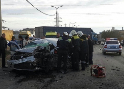 Лобовое столкновение в Волгограде унесло жизни обоих водителей