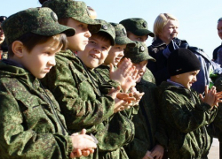 Волжане пройдут допризывную подготовку в парке ДК «ВГС»