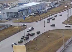 В Волжском пешеход попал под колеса авто на "зебре"