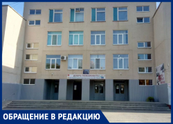 «Классы закрывают, а причину не говорят»: целыми семьями переносят COVID-19 из-за школы в Волжском