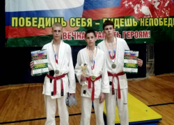 Четыре медали Всероссийского турнира привезли волжские рукопашники