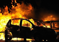 В Ленинском районе за сутки сгорели три постройки и автомобиль 