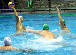 Волгоградские ватерполисты уверенно лидируют в чемпионате России