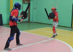 Волжанин стал лучшим в области в сражении на мечах