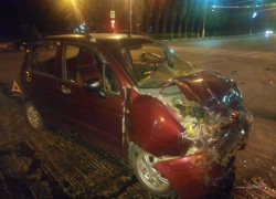 «ВАЗ» и Matiz не поделили дорогу в Волжском: есть раненые