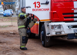 В Волжском загорелась квартира в пятиэтажке на Ленина