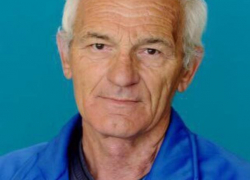 Выпускники школы и те кто учился у Грошева Владимира соболезнуют утрате