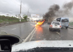 В Волгограде загоревшийся мотоцикл стал причиной пробки на второй Продольной