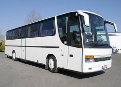 Под Волгоградом на федеральной трассе автобус насмерть сбил пешехода