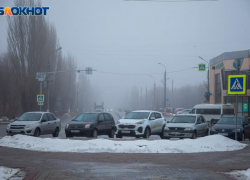 Цены на бензин продолжают расти в Волжском