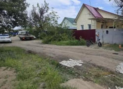За праздник в Среднеахтубинском районе подросток перевернулся на мотоцикле, а девочка на электровелосипеде сбила пешехода