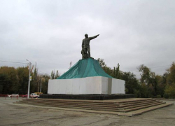 Памятник Дзержинскому отремонтировали лишь после вмешательства прокуратуры
