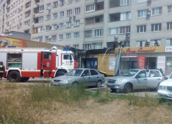 При странных обстоятельствах сгорело помещение страховой компании в Волжском