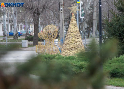 Волжский зажигает огни: город обновляет новогоднюю иллюминацию и готовит новые арт-объекты