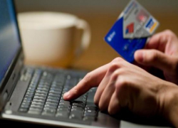 Под Волгоградом заключенный под маской женщины обокрал москвича на 80 тысяч