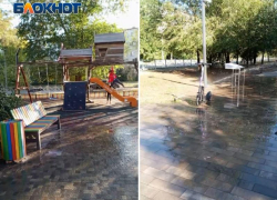 Поливочные фонтаны затопили сквер и детскую площадку в Волжском