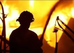 В Средней Ахтубе баня была охвачена языками пламени