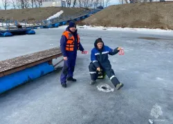 Рыбалка ценой в жизнь: МЧС Волгоградской области предупреждает о смертельной ловушке на льду