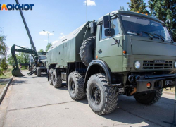 «В вас верят, вас ждут»: Волгоградская Дума передала военным технику для победы в СВО