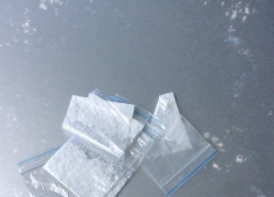 В Волгограде отца с сыном задержали с 20 тысячами доз "спайса"