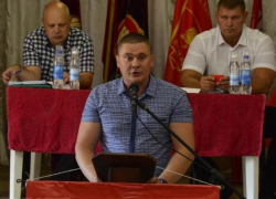 Единороссы под шумок одобрили повышение НДС, - волжский депутат
