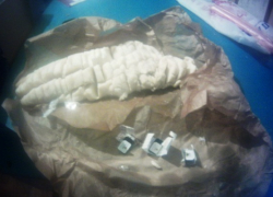 В колонию Камышина чеченка пыталась передать сало с сим-картами