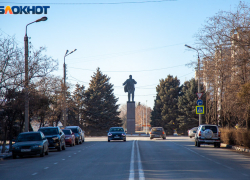 В Волжском перекроют центральную автодорогу на 1 мая 