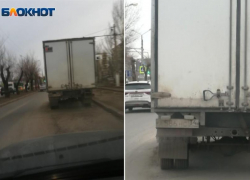 «Никто не знает, что внутри»: брошенный грузовик второй месяц стоит на обочине в центре Волжского