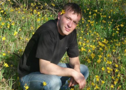 Позитивного Николая Русанова поздравляют друзья и родные