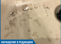 Мне приходится заставлять ребенка мыться под водой с песком, - волжанка