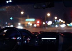 Волгоградец около 16 часов колесил по городу с трупом подруги в салоне