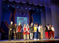 Напряженная битва за финал региональной лиги КВН состоялась в Волжском