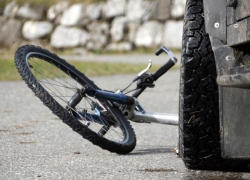 В Волжском под колесами иномарки пострадал велосипедист