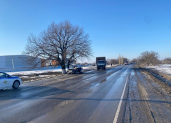 Состояние крайне тяжелое: что известно о пострадавшем в жутком ДТП на трассе в Волжский