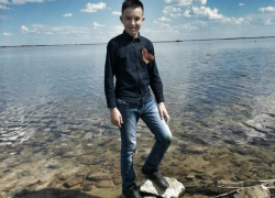 Волжанина Владислава поздравили с тринадцатилетием