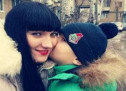 Красавицу Кристину Полетаеву поздравляет Павел Ермаков