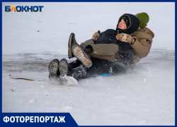 Смех, ватрушки и снег за шиворотом: как Волжский проводит идеальные зимние выходные на снежной горке 